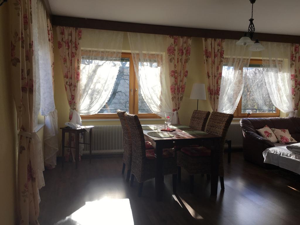Helenental Pension & Apartments Баден Номер фото